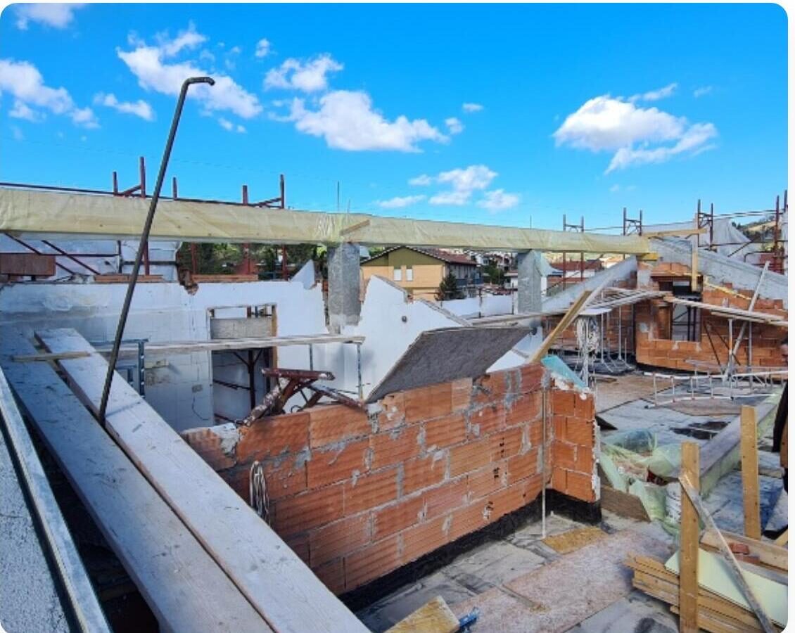 Cantiere di rifacimento della copertura